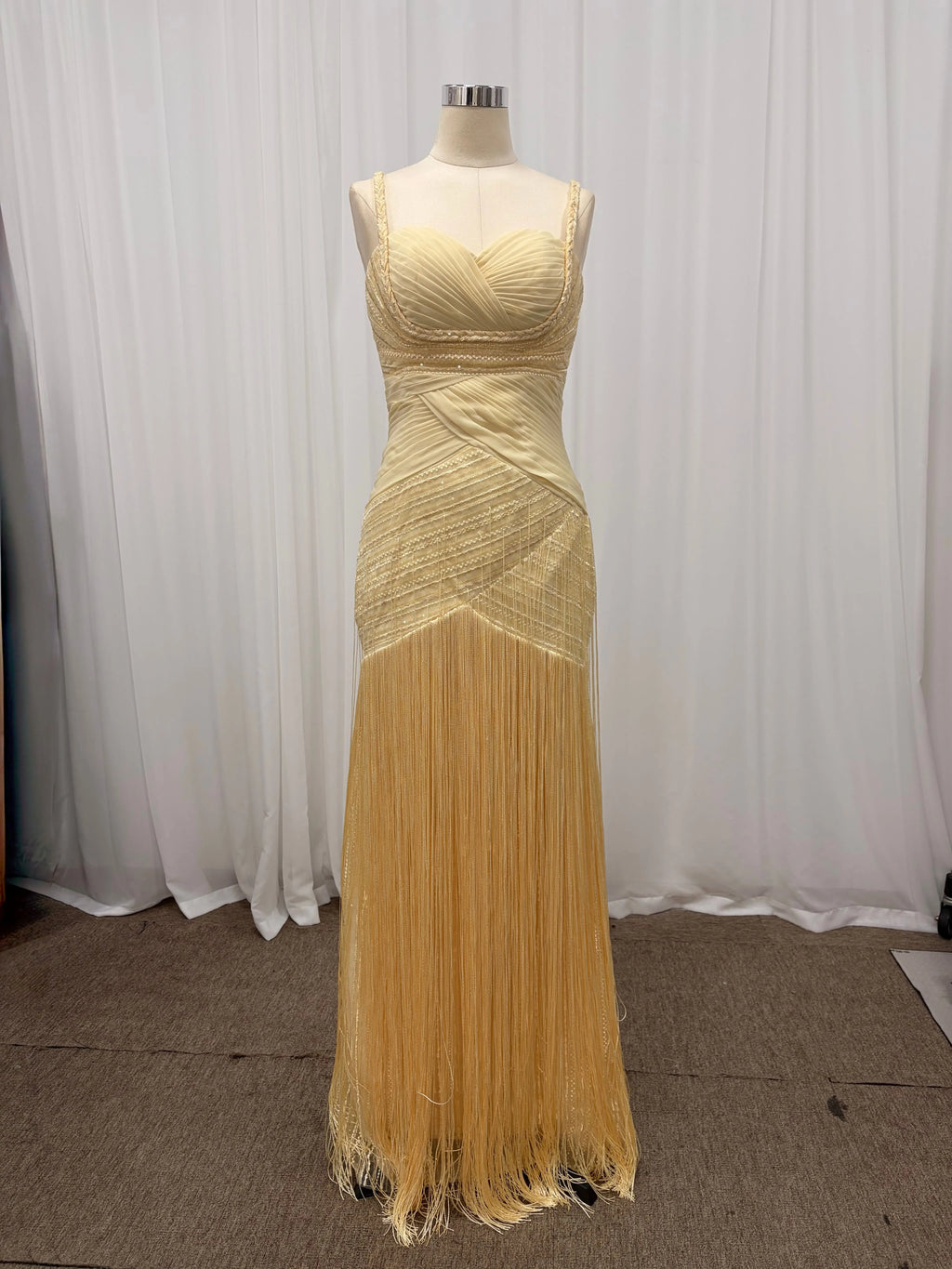 Mila Spaghetti Strap Pleats Prom Dresses Mint Green Sleeveless Customized Formal Evening Sweep Train vestidos de fiesta 2025