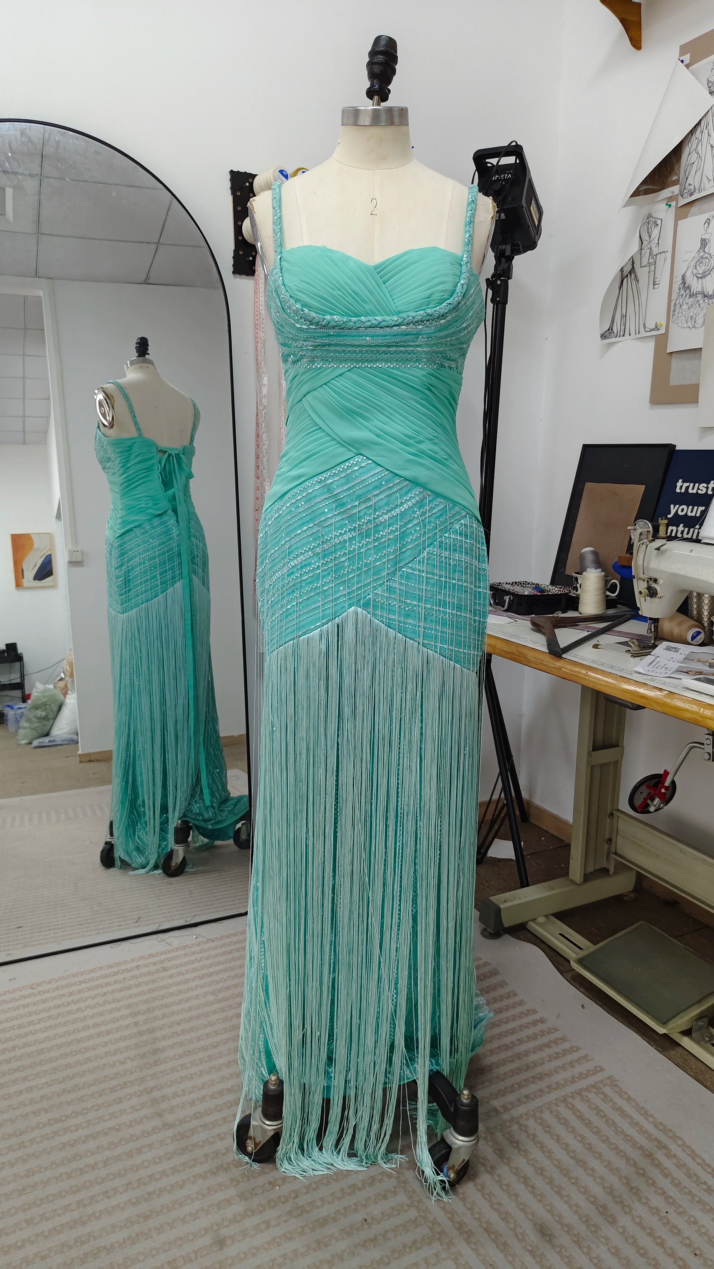 Mila Spaghetti Strap Pleats Prom Dresses Mint Green Sleeveless Customized Formal Evening Sweep Train vestidos de fiesta 2025