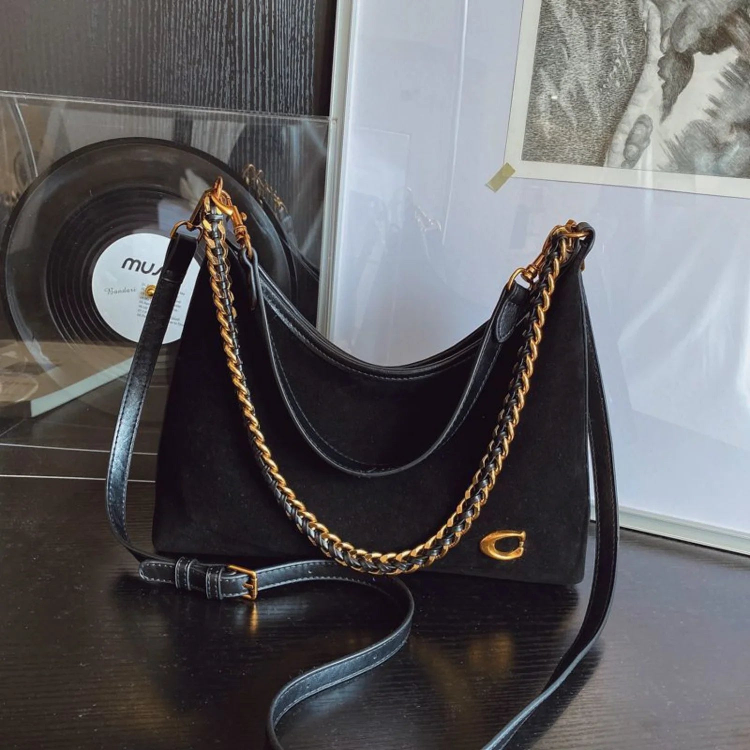 Women's new light luxury fashionablehigh-end black suede shouldercrossbody bag,versatile for commuting, large capacity tote bag