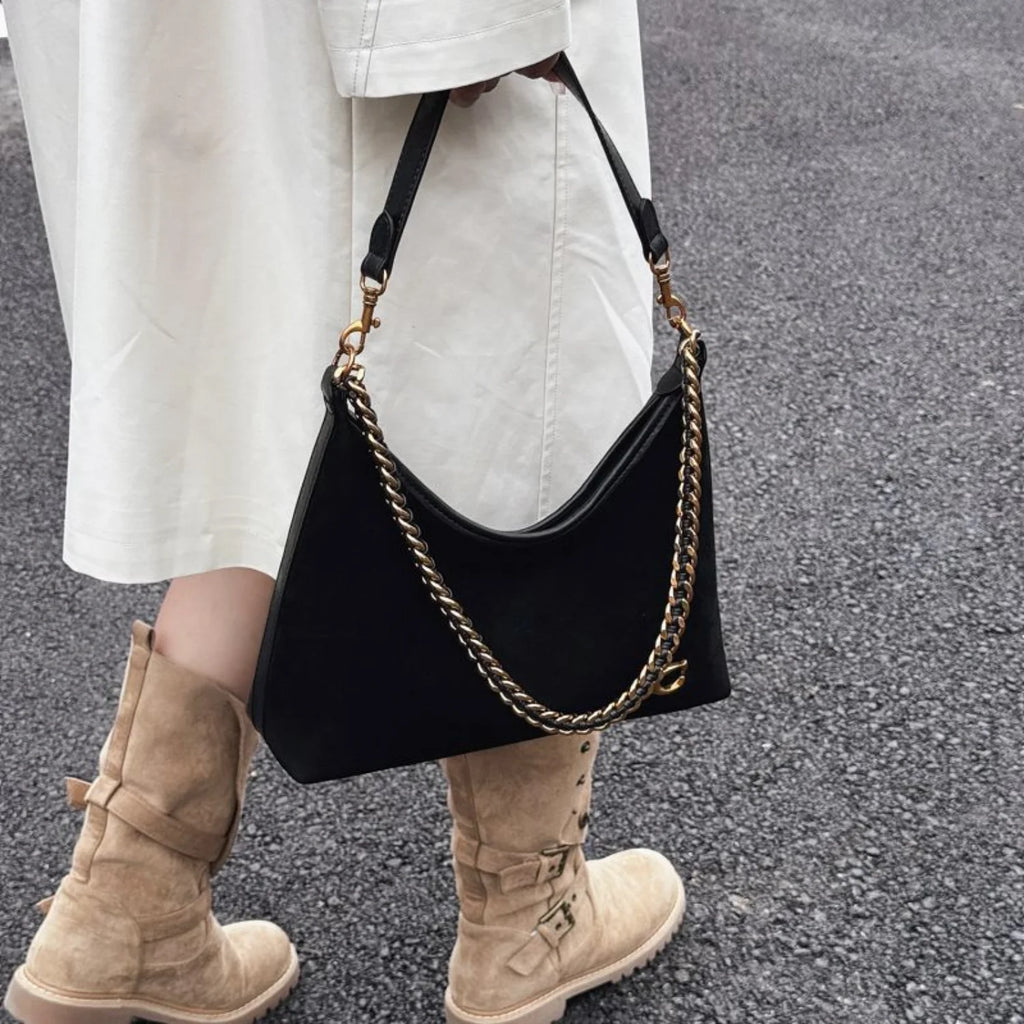Women's new light luxury fashionablehigh-end black suede shouldercrossbody bag,versatile for commuting, large capacity tote bag