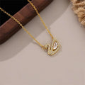Fashionable high-end swan pendant titanium steel necklace for female girlfriends, light luxury niche design collarbone chain acc