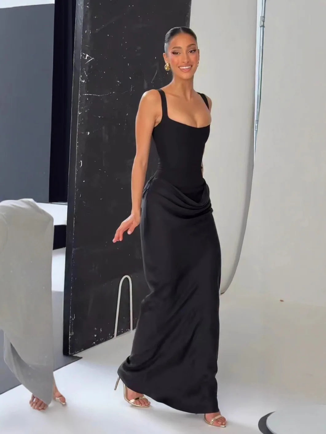 CHNMR Sexy Backless Ruched Maxi Dress for Women U-neck Sleeveless Bandage Bodycon Black Long Dresses Lady Evening Party Gown